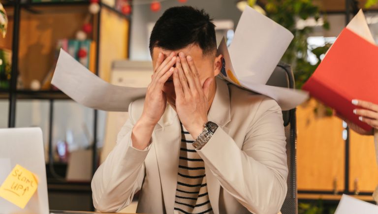 10 Strategi Mengatasi Burnout dan Menemukan Motivasi Baru