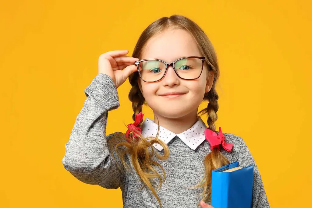 5 Langkah Mudah Menjaga Kesehatan Mata Anak-Anak