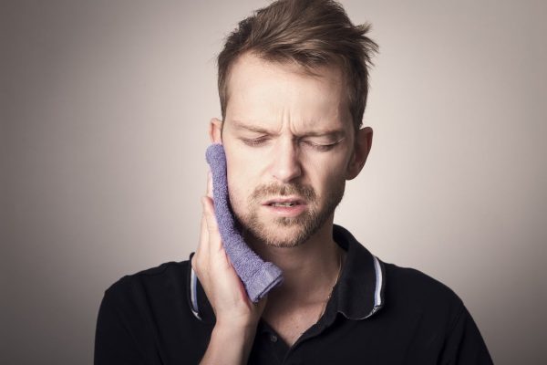 7 Cara Mencegah Peradangan Sendi Rahang