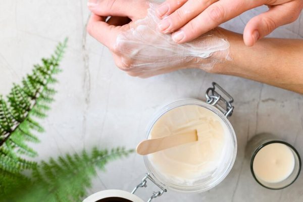7 Masker Alami yang Bisa Dicoba untuk Kesehatan Kuku 7 Masker Alami yang Bisa Dicoba untuk Kesehatan Kuku