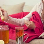 5 Kebiasaan Minum yang Bisa Bantu Tenggorokan Tetap Lembap